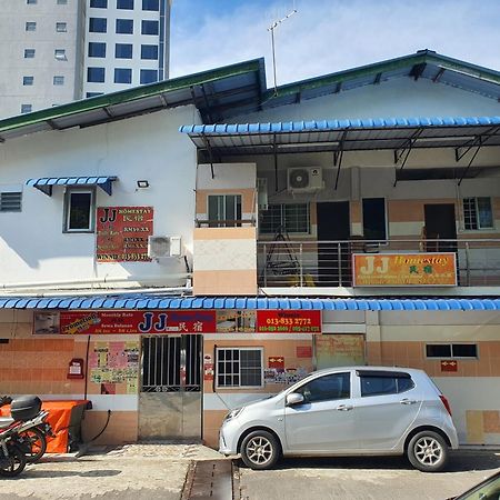 Oyo 90972 Jj Homestay Miri Exteriör bild