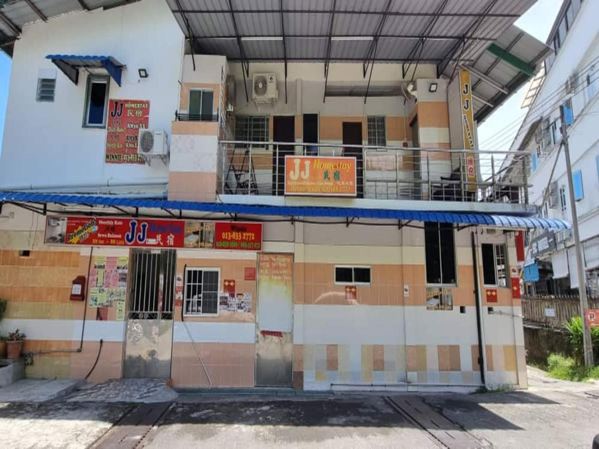 Oyo 90972 Jj Homestay Miri Exteriör bild