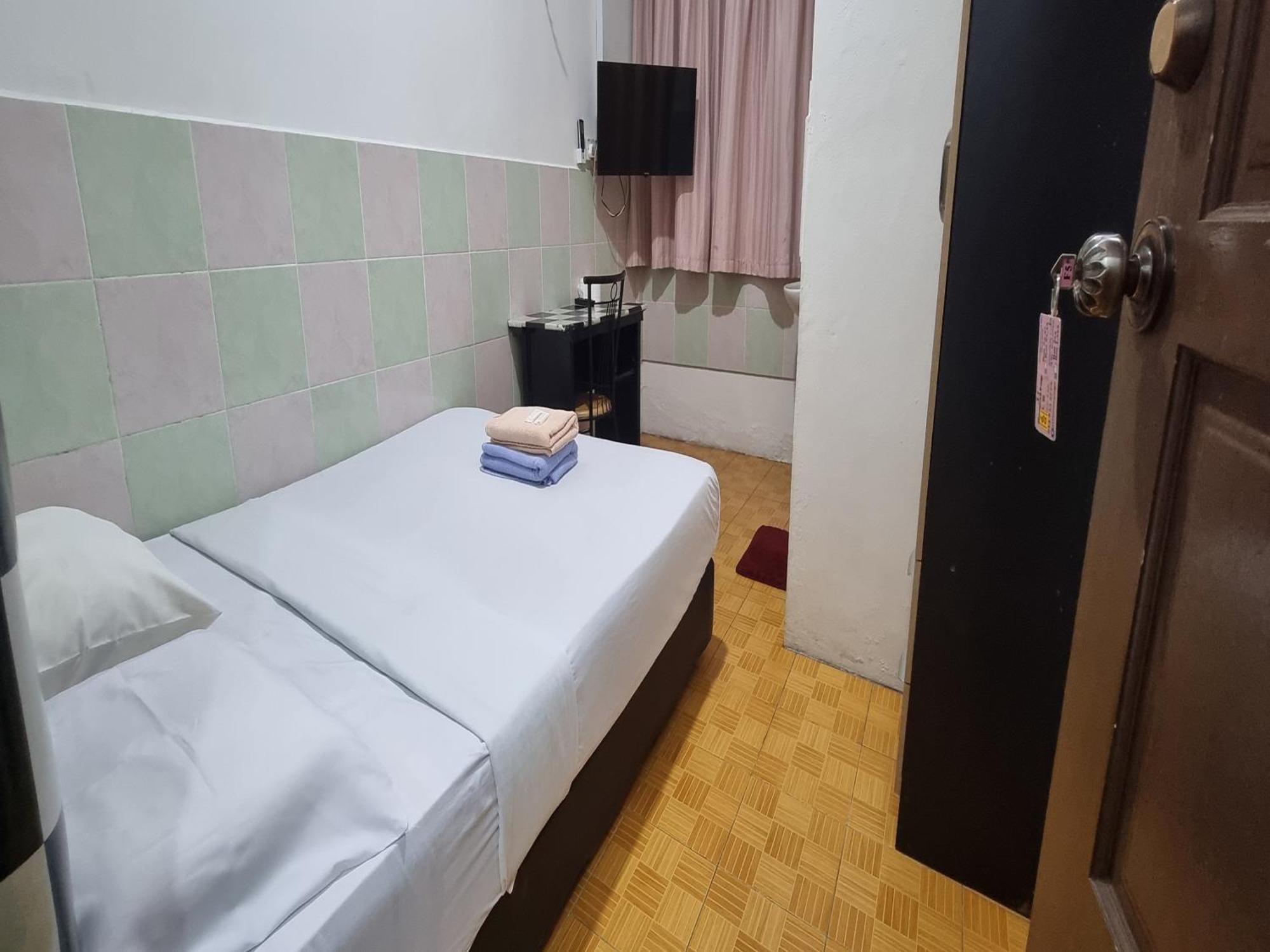 Oyo 90972 Jj Homestay Miri Exteriör bild