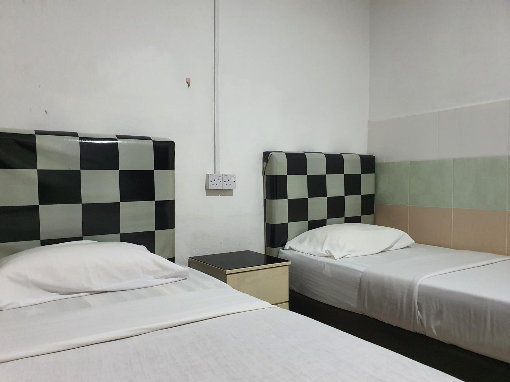 Oyo 90972 Jj Homestay Miri Exteriör bild