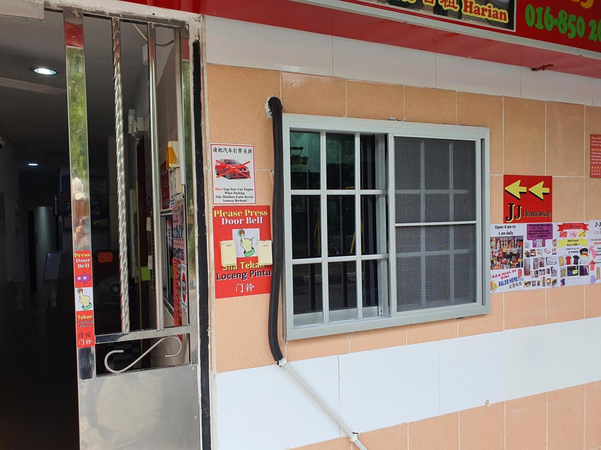 Oyo 90972 Jj Homestay Miri Exteriör bild